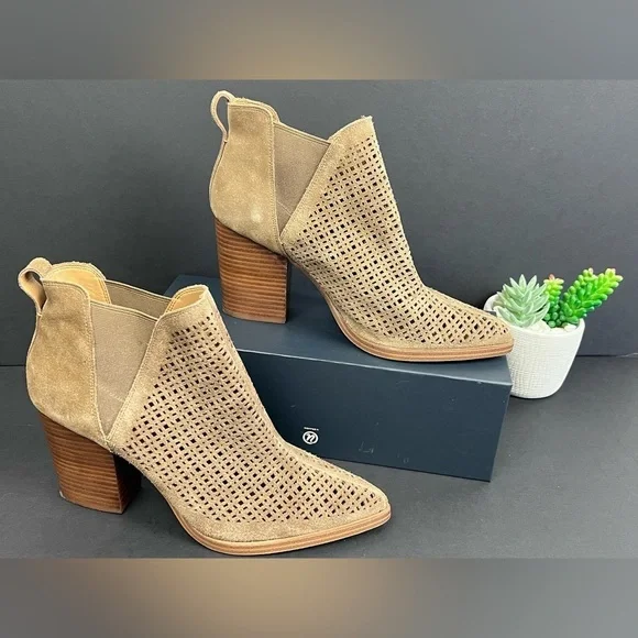 The cutest Marc Fisher suede boots, NEW!  Size 9.5 - Picture 8 of 9